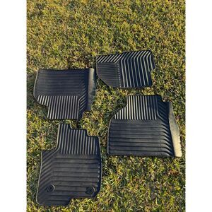 Chevrolet Silverado 2500HD 2025 FRONT & REAR FLOOR CARPET MAT BLACK SET OF 4